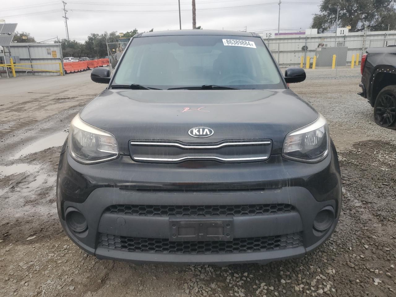 VIN KNDJN2A26J7892328 2018 KIA SOUL no.5