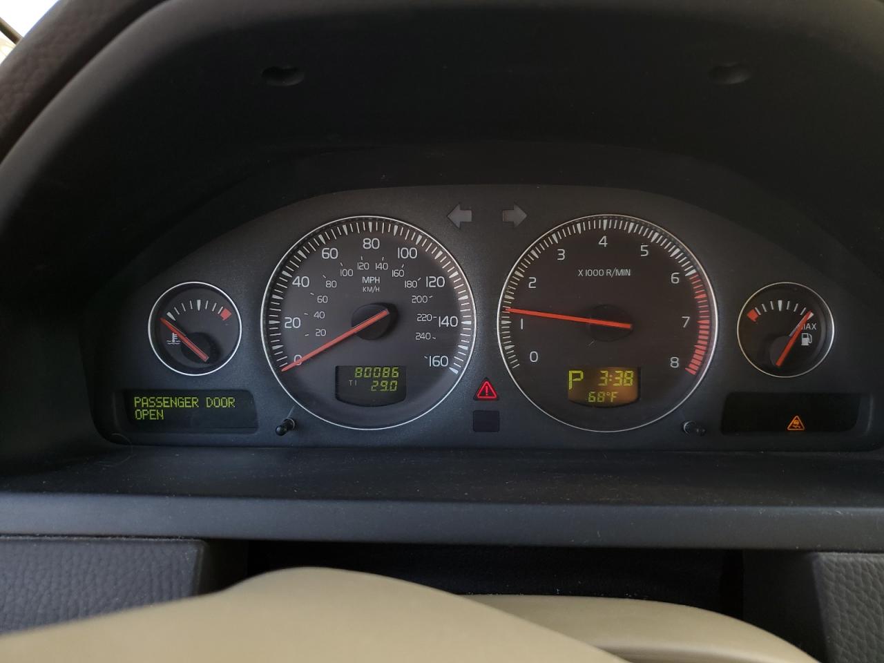 2008 Volvo XC90 - Image 9
