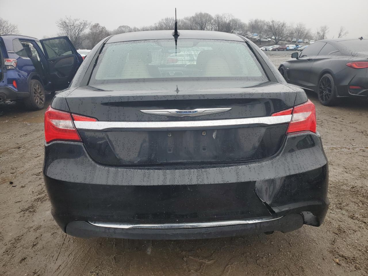 2012 Chrysler 200 - Image 6