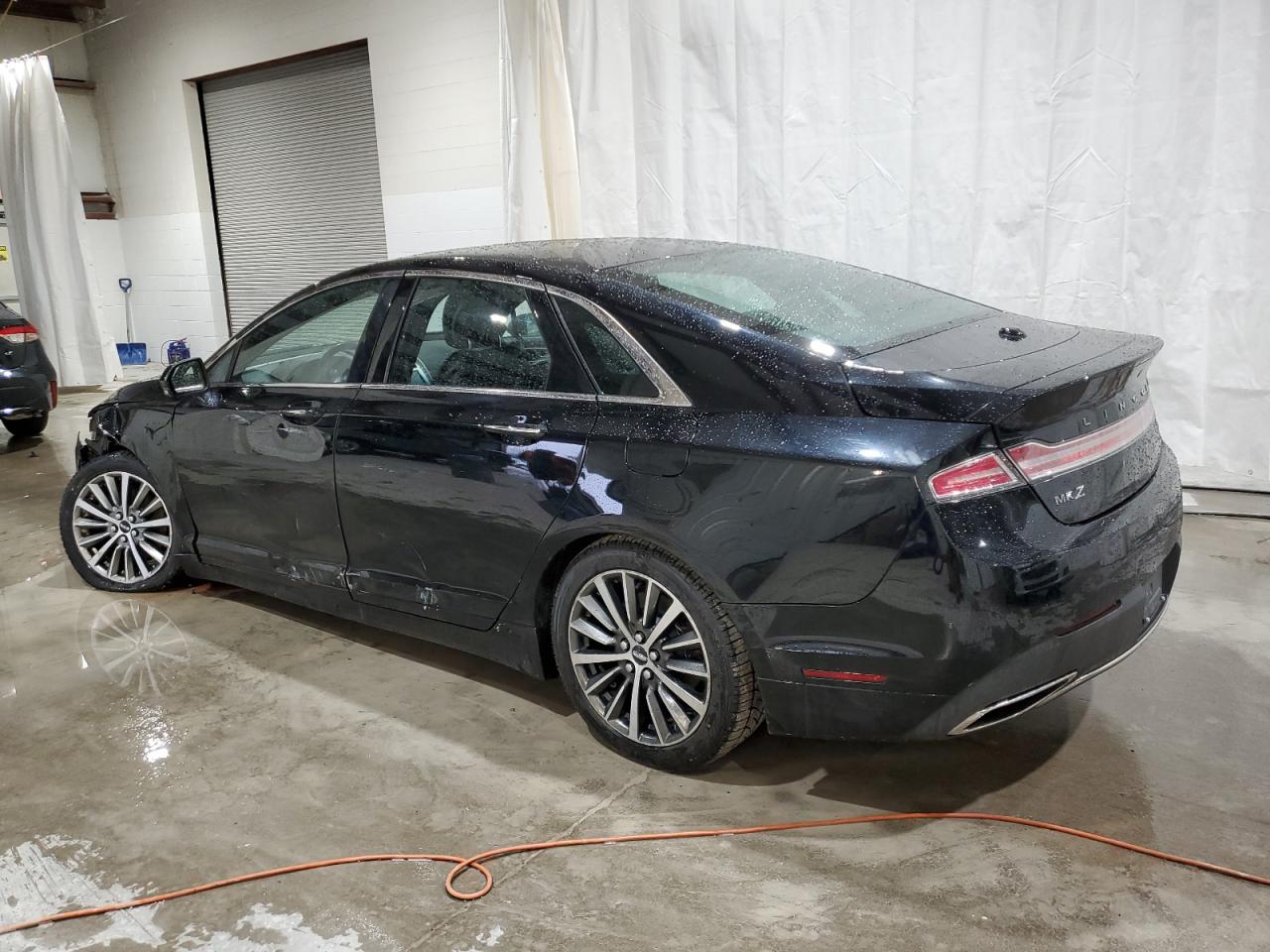 VIN 3LN6L5LU0HR644988 2017 LINCOLN MKZ no.2