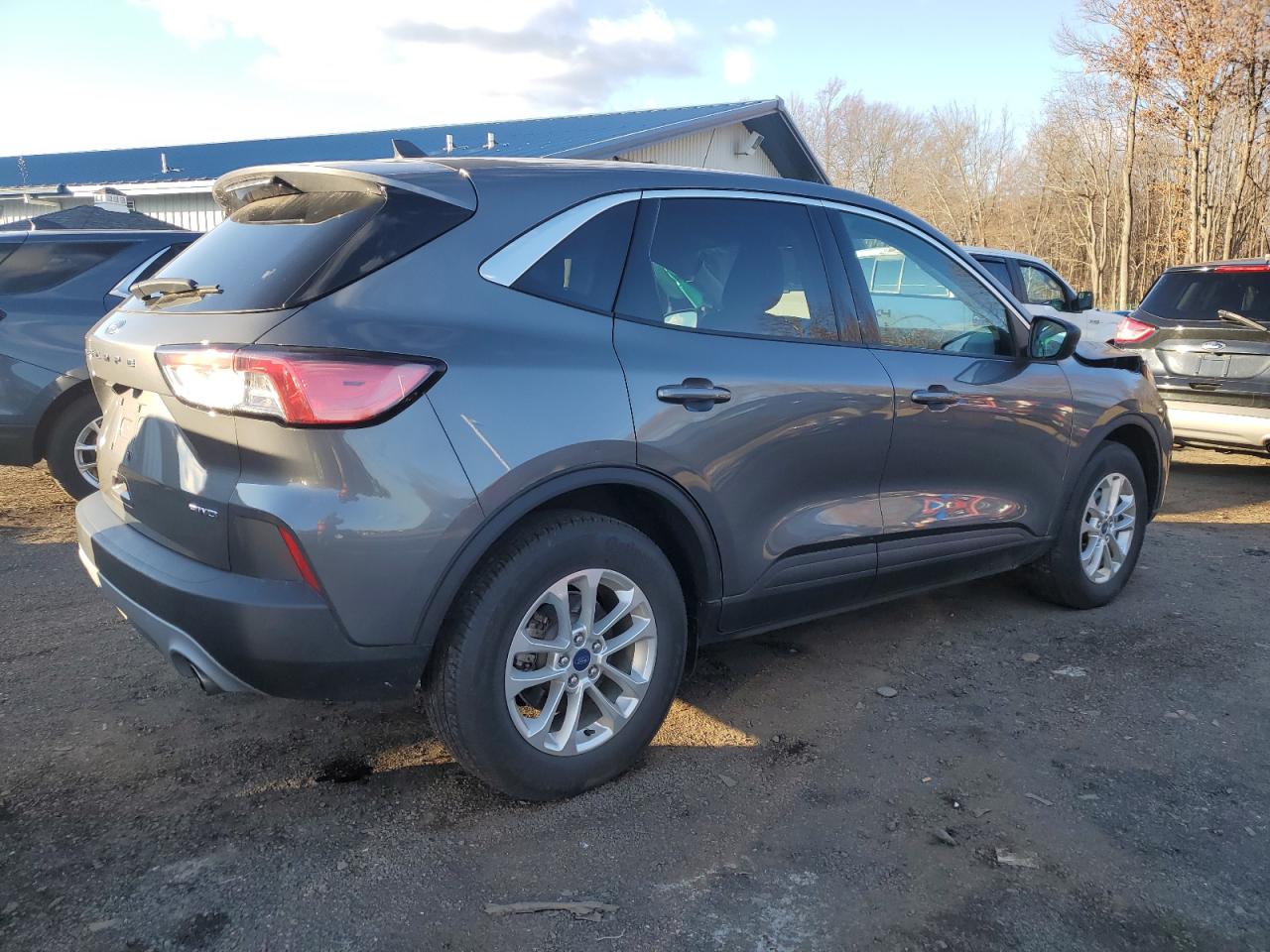 2022 Ford Escape - Image 3