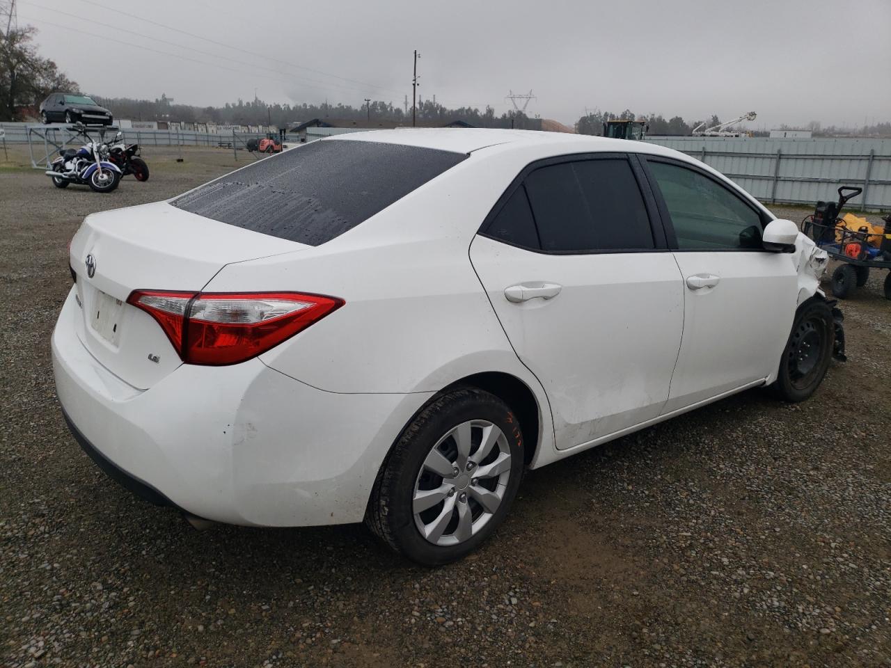 VIN 5YFBURHE4FP278514 2015 TOYOTA COROLLA no.3