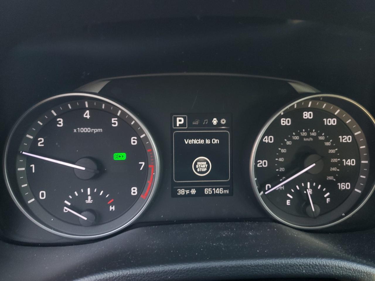 2017 Hyundai Elantra - Image 9