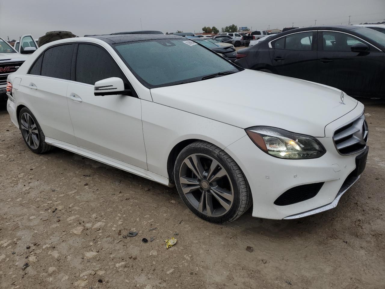 VIN WDDHF5KB4GB272858 2016 MERCEDES-BENZ E-CLASS no.4