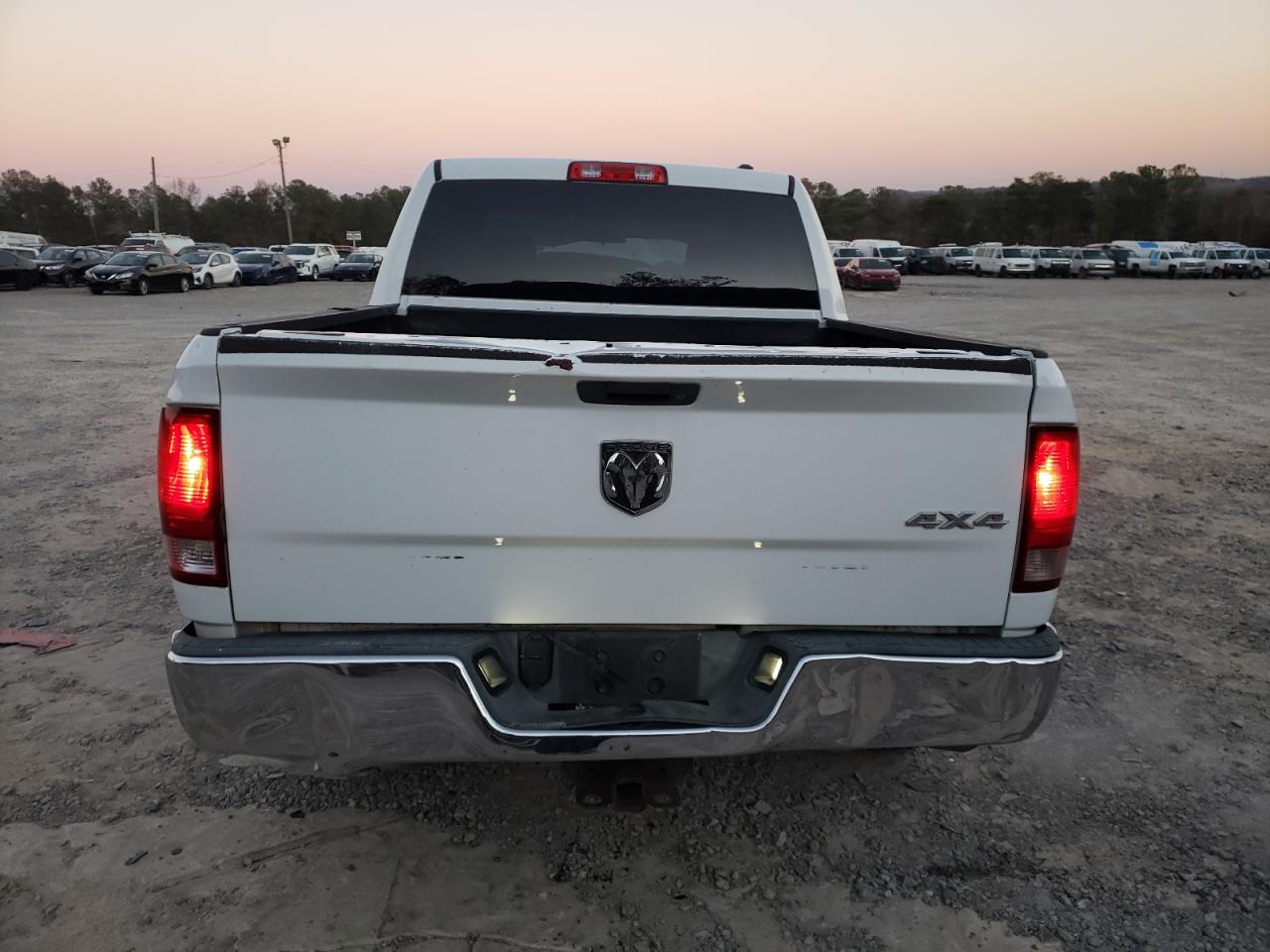 2010 Dodge RAM - Image 6