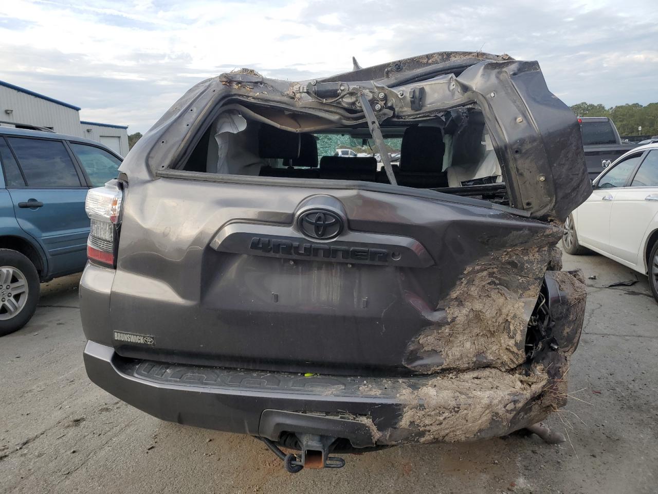 2018 Toyota 4Runner - Image 6