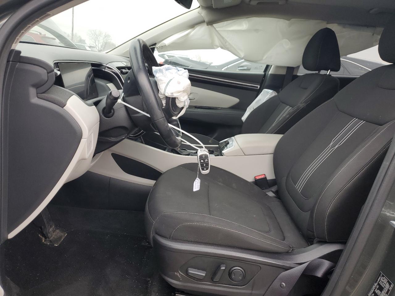 2022 Hyundai Tucson - Image 7