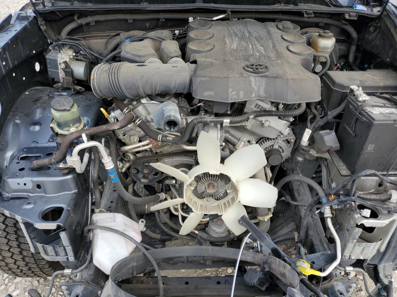 2019 Toyota 4Runner - Image 12