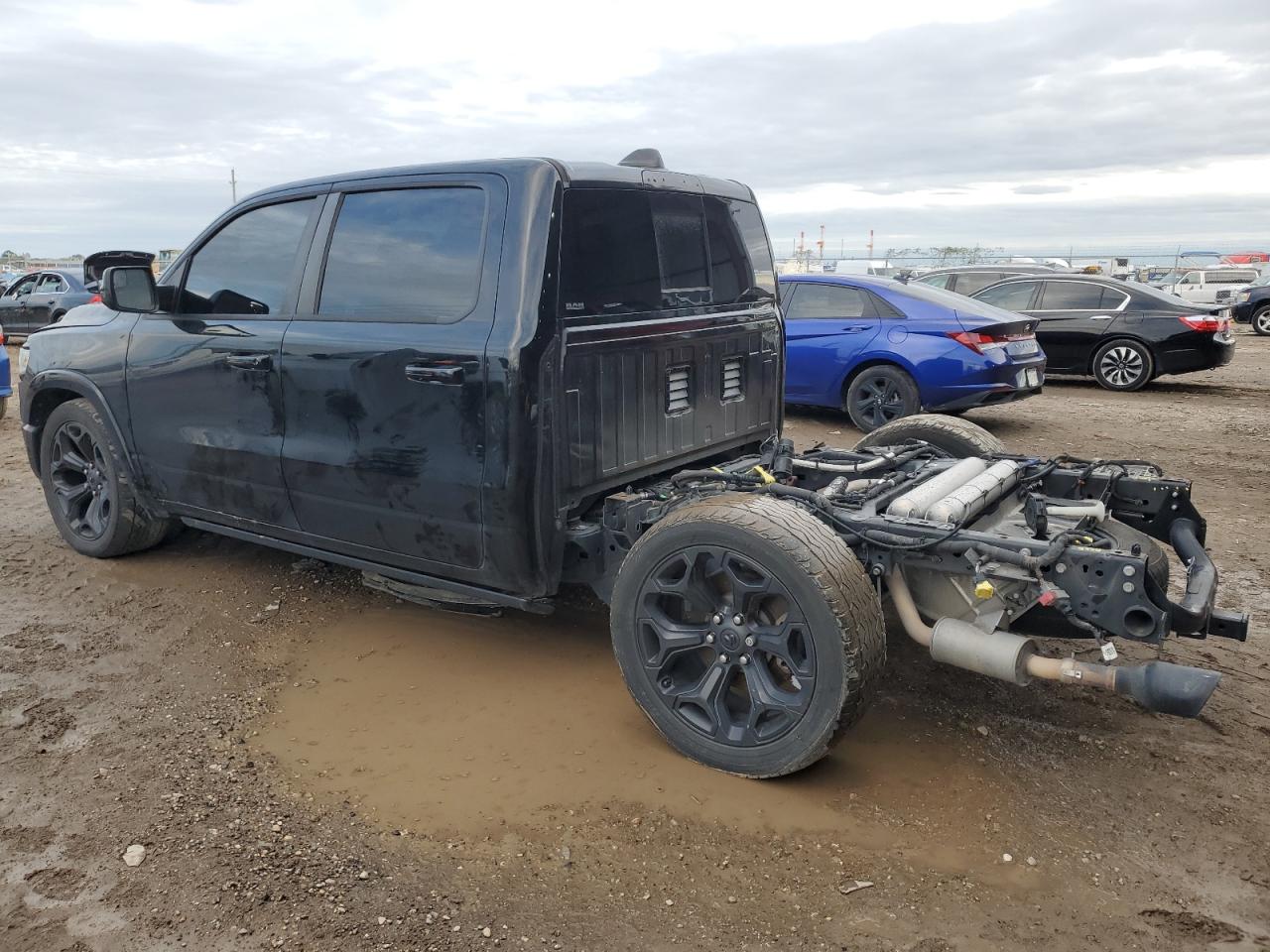 2020 RAM 1500 - Image 2