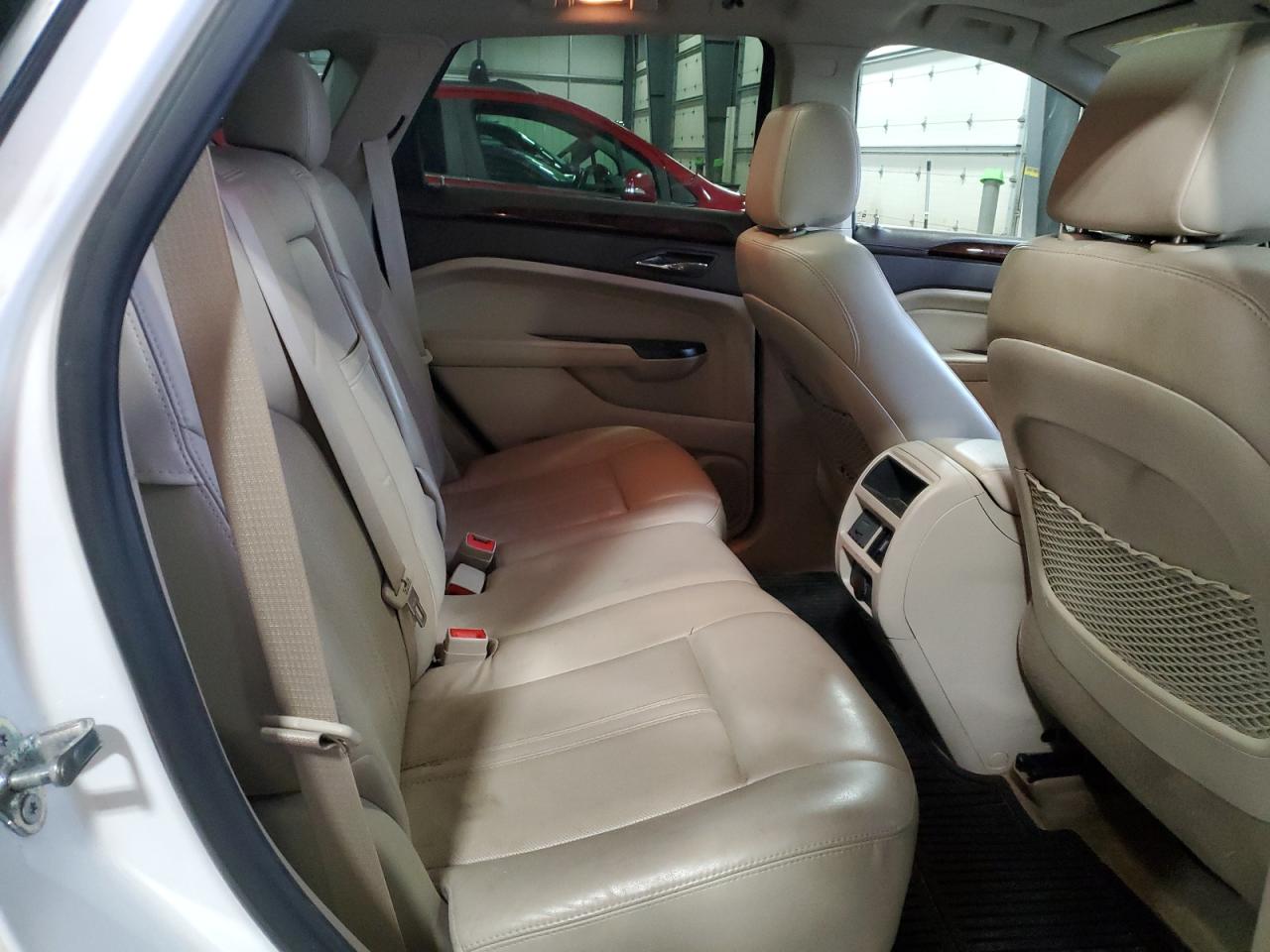 2015 Cadillac SRX - Image 11