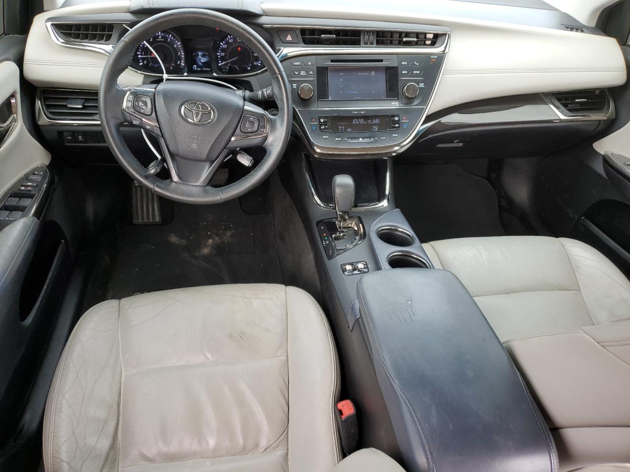 2014 Toyota Avalon - Image 8