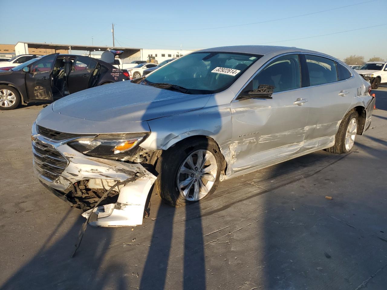 VIN 1G1ZD5ST4KF138083 2019 CHEVROLET MALIBU no.1