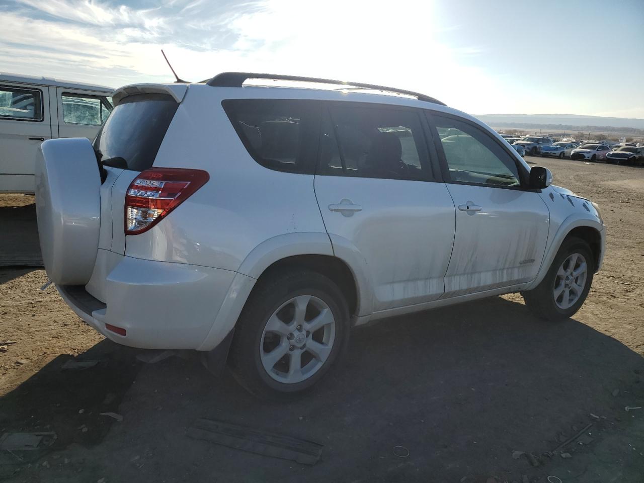 2011 Toyota RAV 4 - Image 3