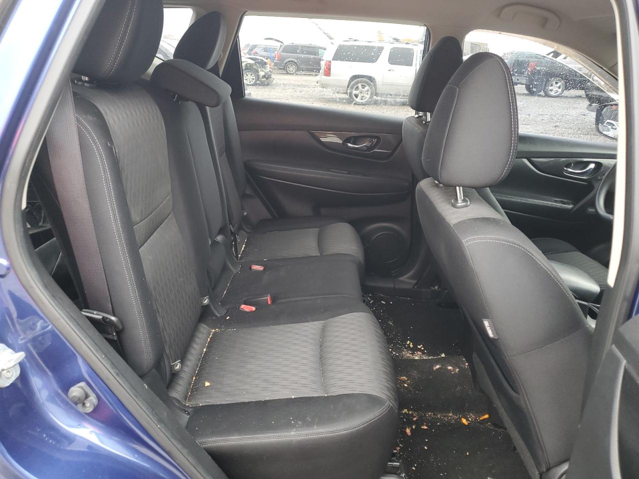 2017 Nissan Rogue - Image 12