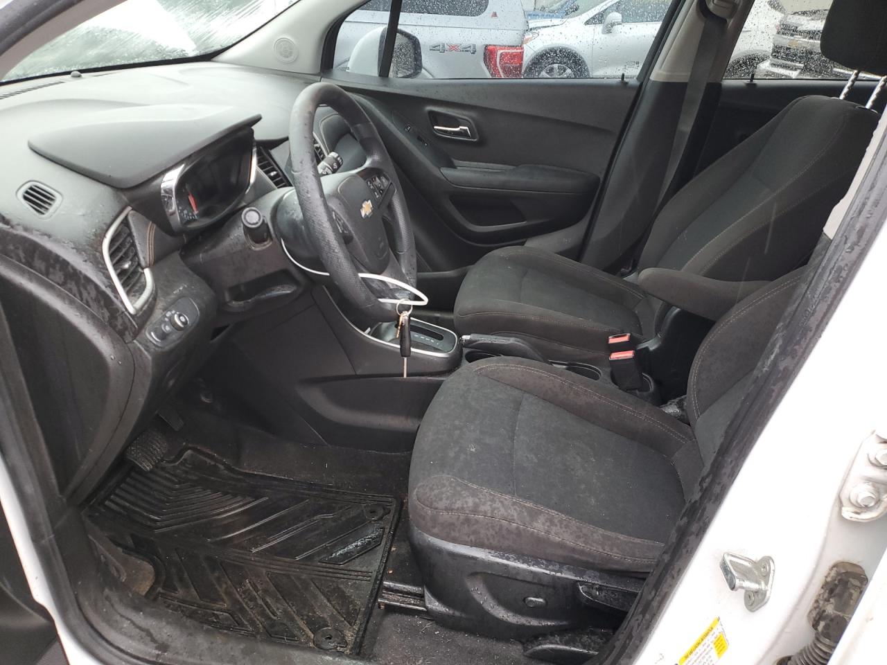 2019 Chevrolet Trax Ls VIN: 3GNCJNSBXKL229191 Lot: 86058374