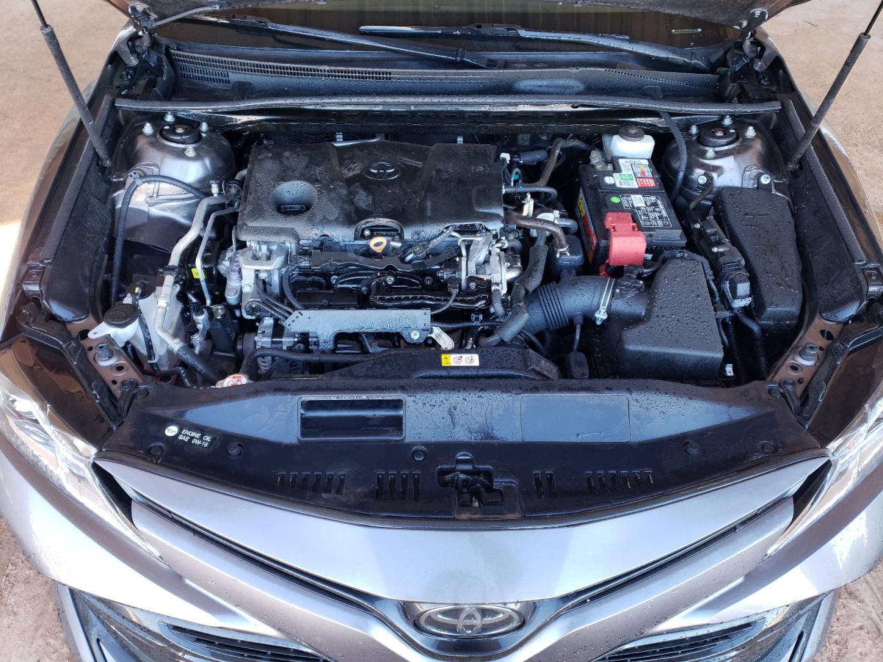 2019 Toyota Camry - Image 11