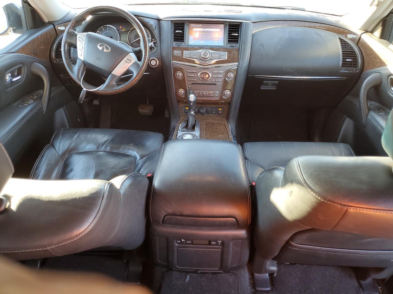 2017 Infiniti QX80 - Image 8