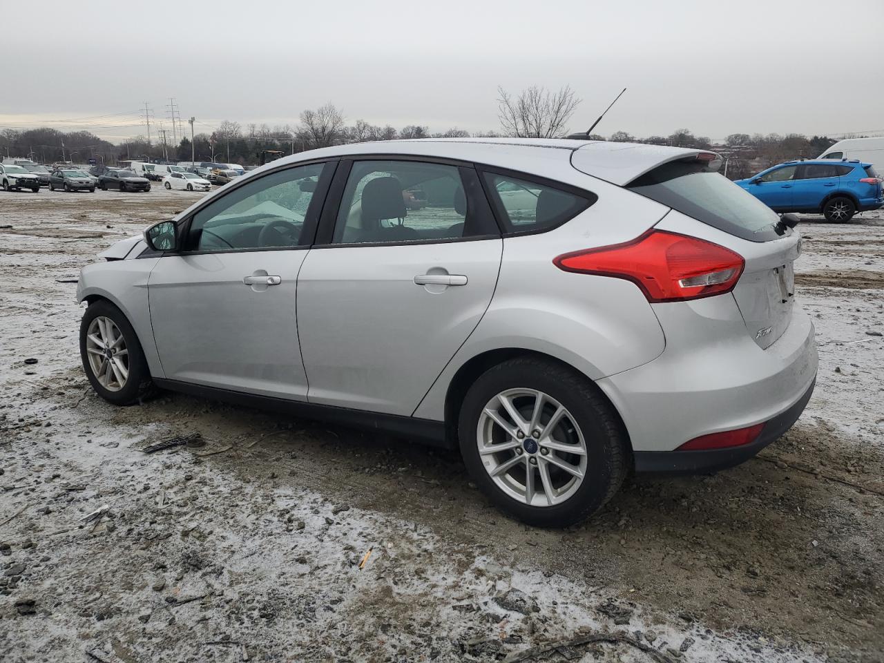 VIN 1FADP3K24FL201460 2015 FORD FOCUS no.2