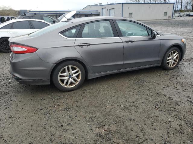 Sedans FORD FUSION 2013 Srebrny