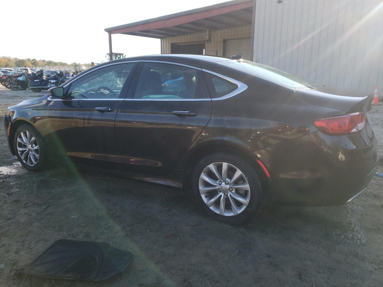 2015 Chrysler 200 - Image 2