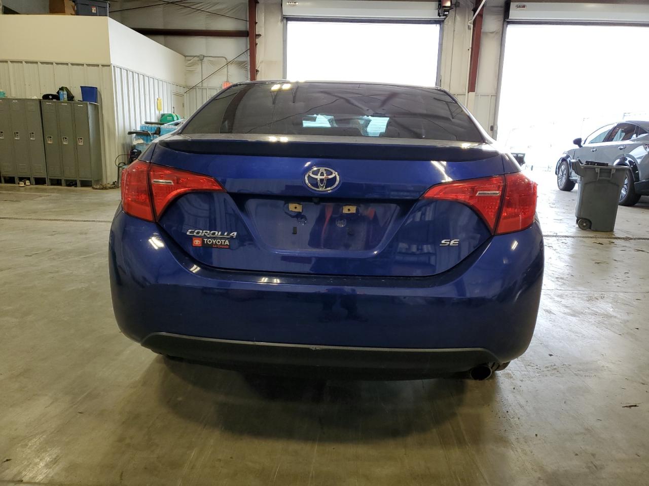 VIN 5YFBURHE3JP778544 2018 TOYOTA COROLLA no.6