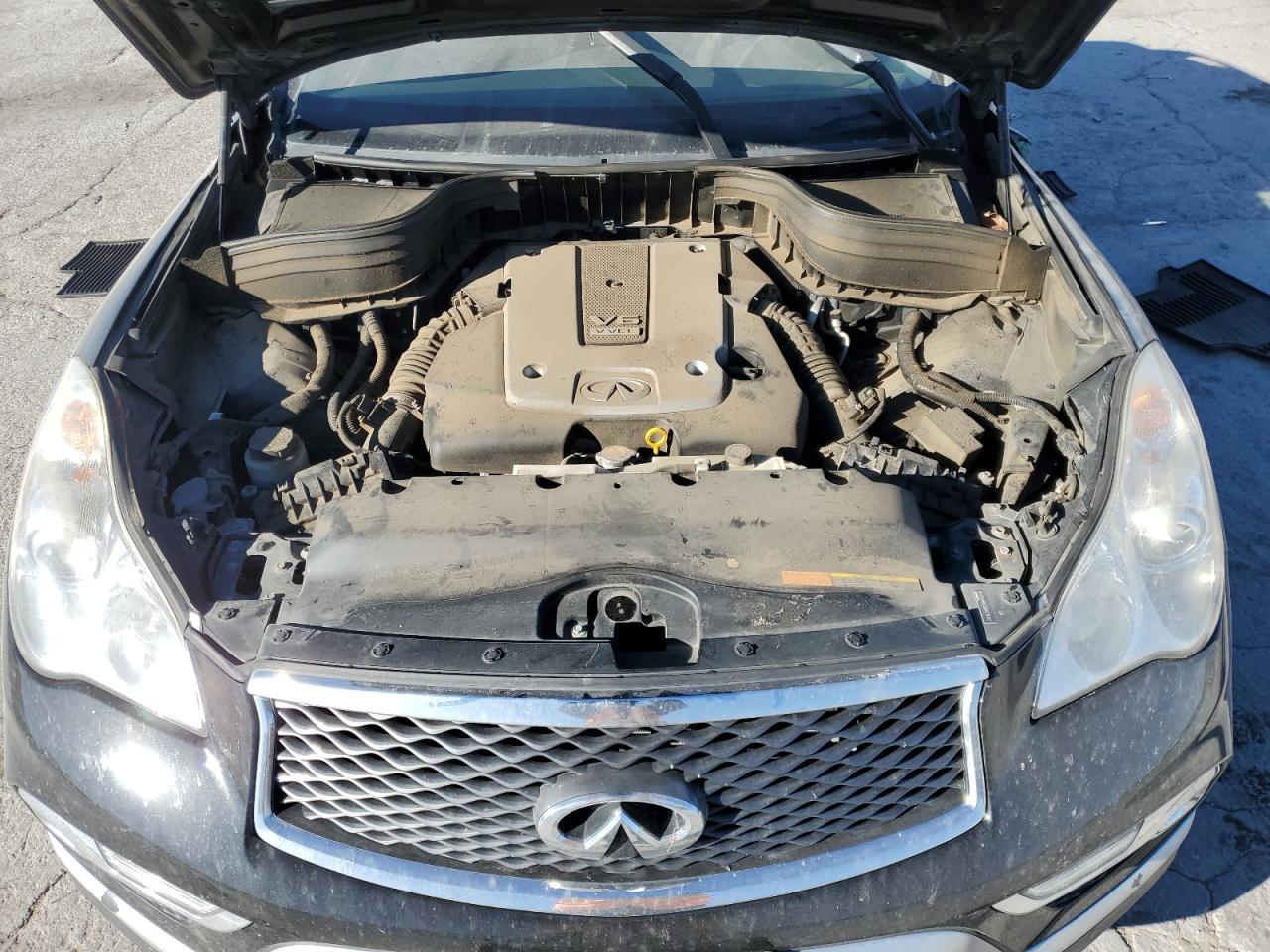 2017 Infiniti QX50 - Image 13