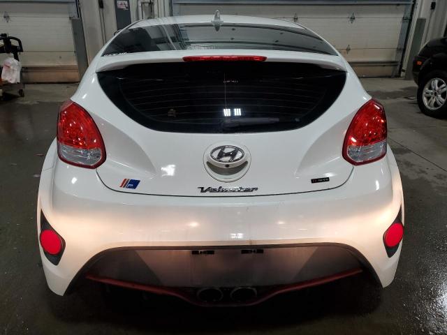  HYUNDAI VELOSTER 2016 Белы