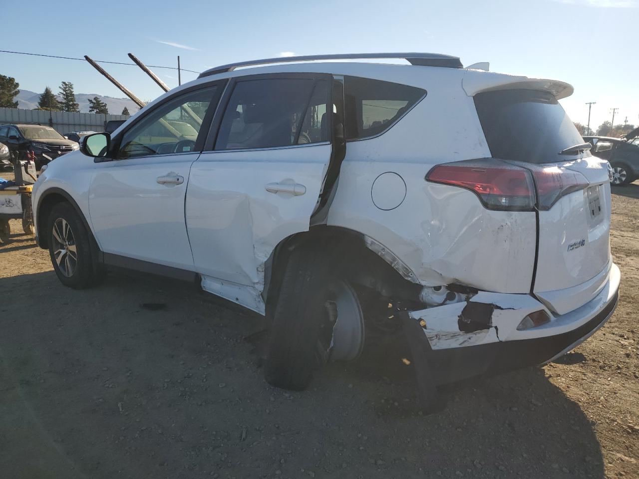 2018 Toyota RAV 4 - Image 2