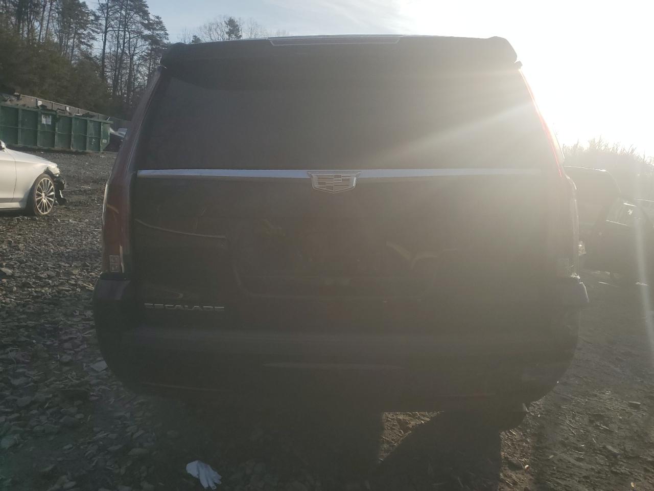 2016 Cadillac Escalade - Image 6