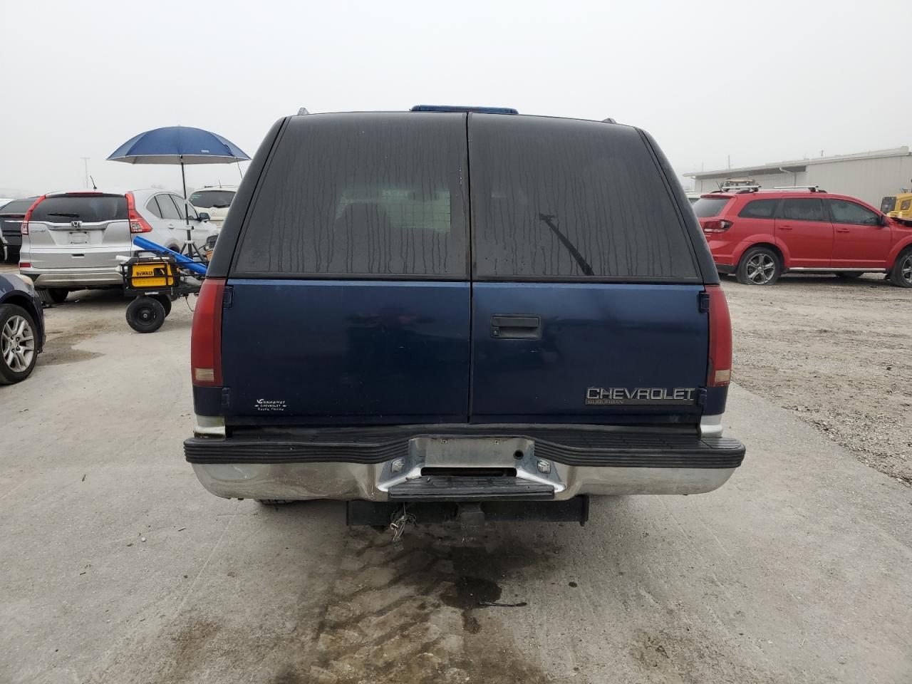 1996 Chevrolet Suburban - Image 6