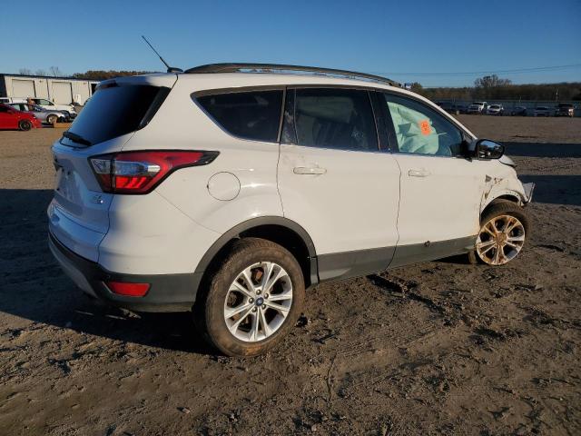  FORD ESCAPE 2018 Білий