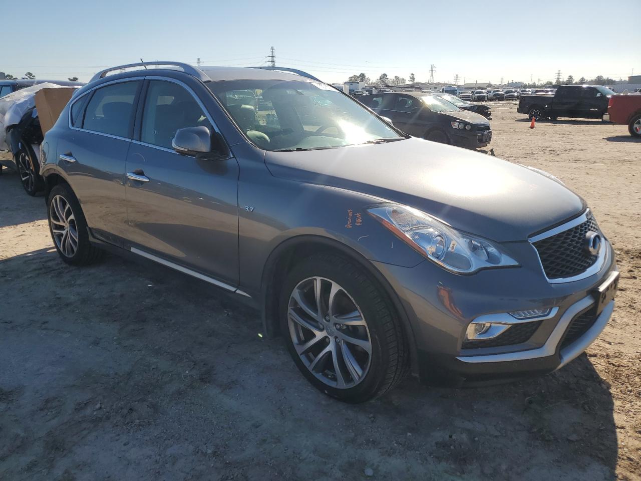 2017 Infiniti QX50 - Image 4