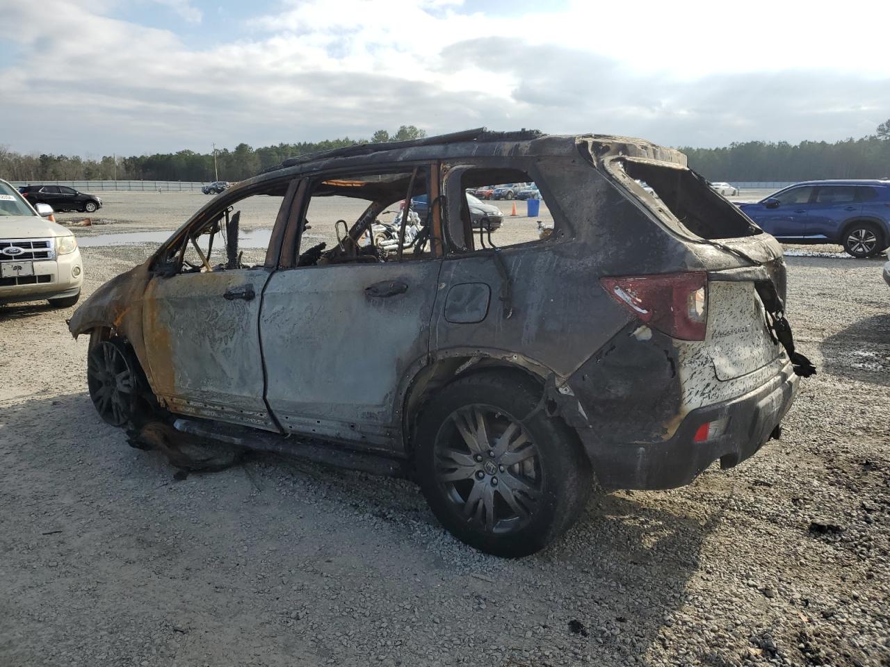 2019 Honda Passport - Image 2