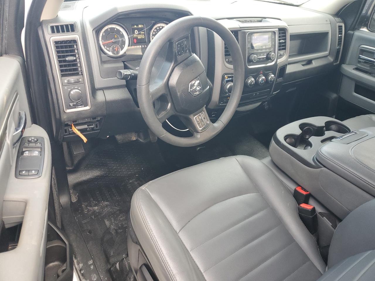 VIN 3C6JR7AG6JG196075 2018 RAM 1500 no.8