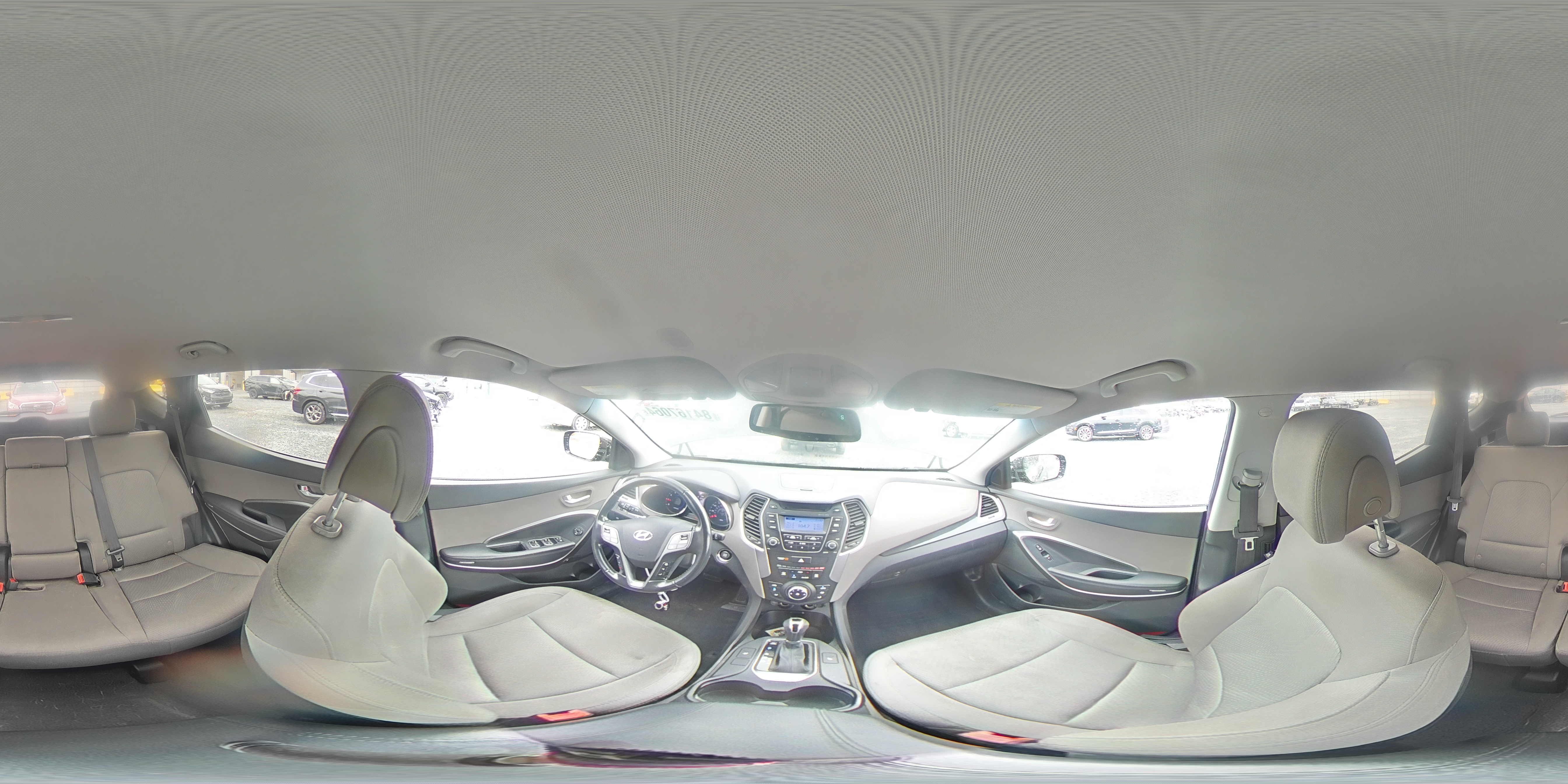 2013 Hyundai Santa Fe - Image 13