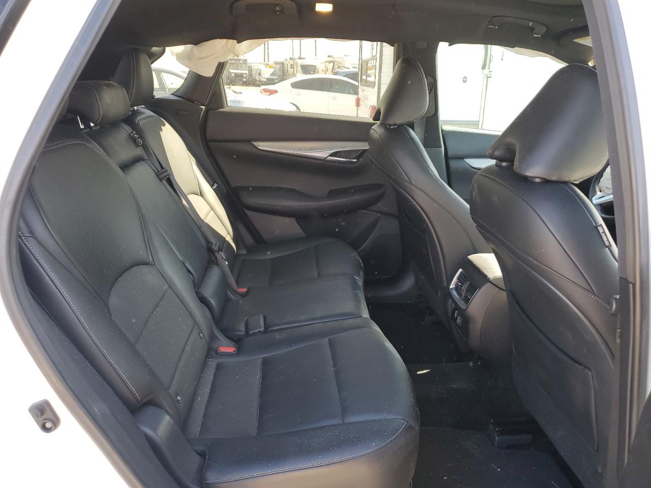 2021 Infiniti QX50 - Image 11