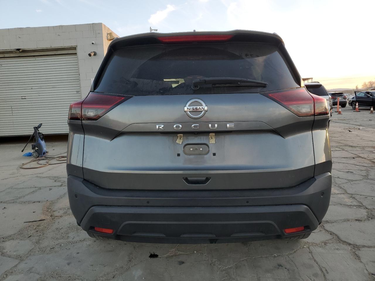 2021 Nissan Rogue - Image 6