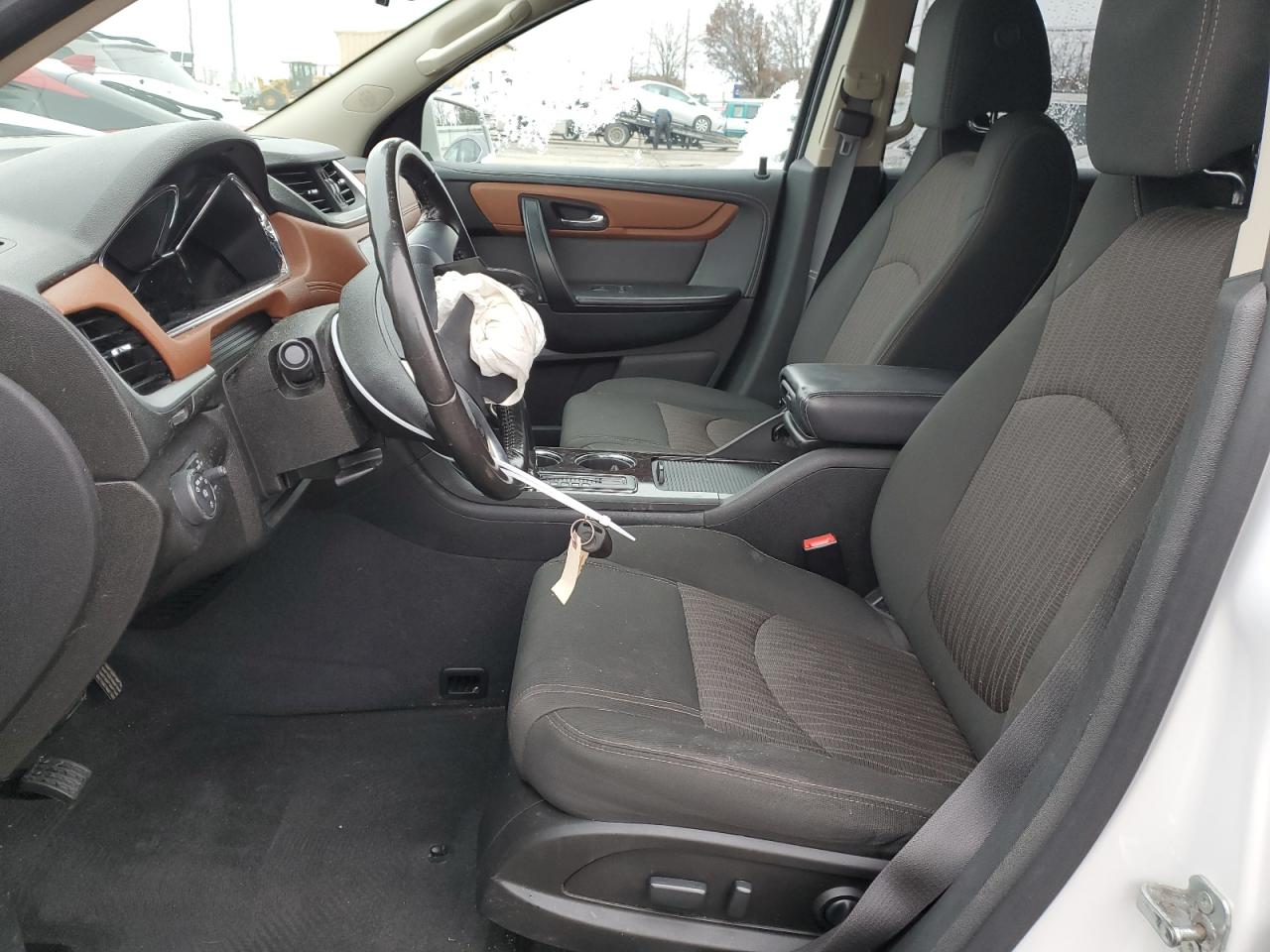 2017 Chevrolet Traverse - Image 7