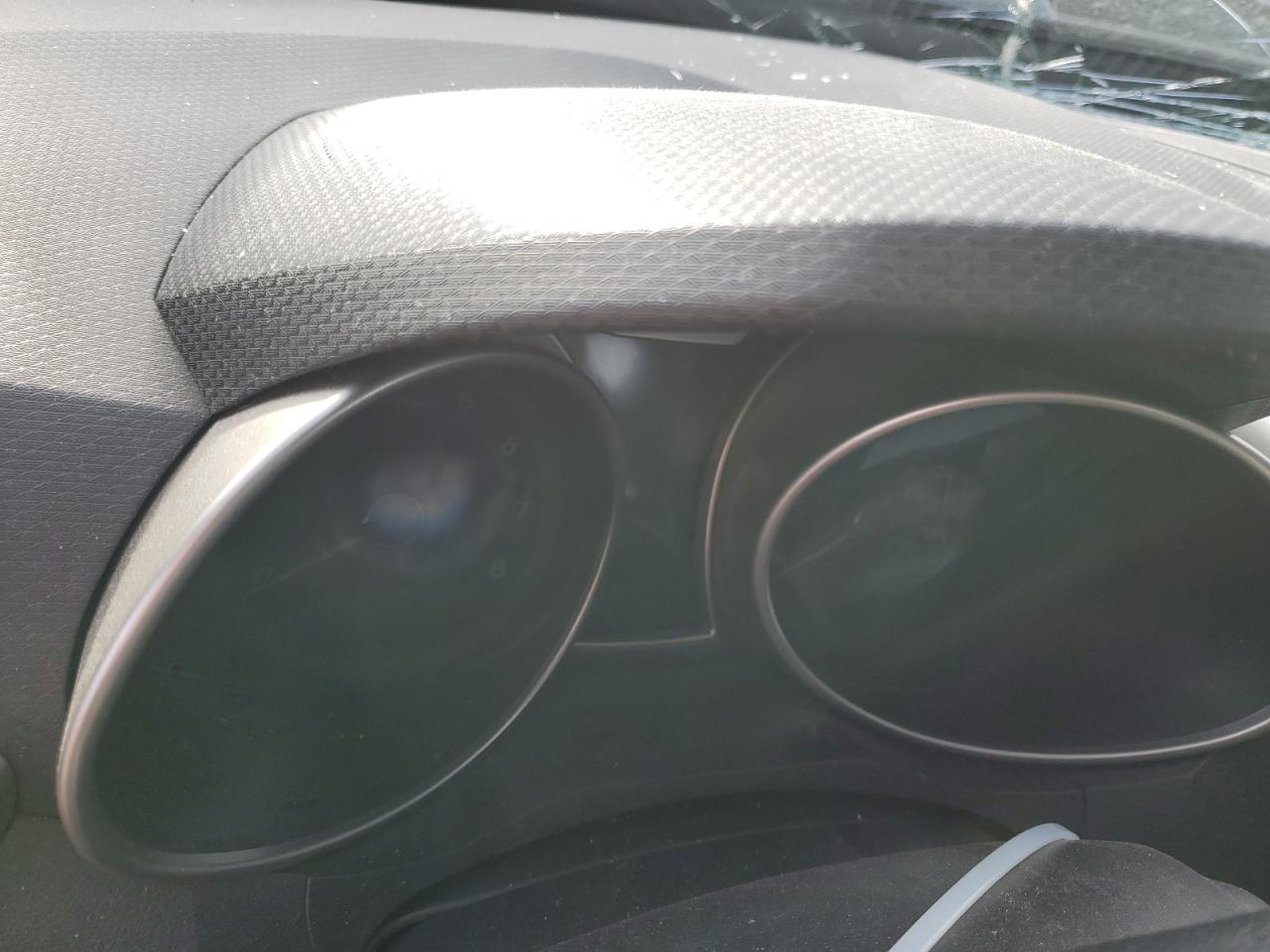 2012 Hyundai Veloster - Image 9