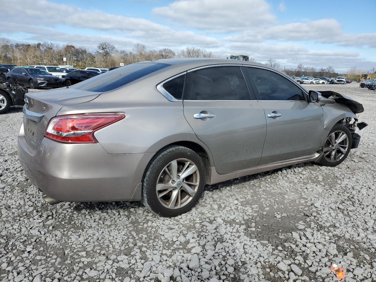 2013 Nissan Altima - Image 3