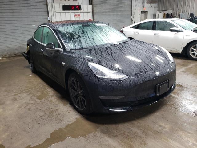  TESLA MODEL 3 2019 Черный