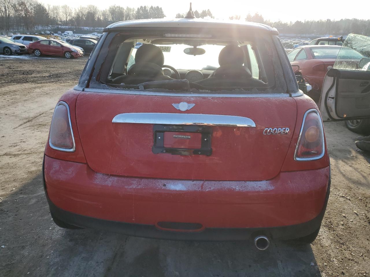 2010 MINI Cooper - Image 6