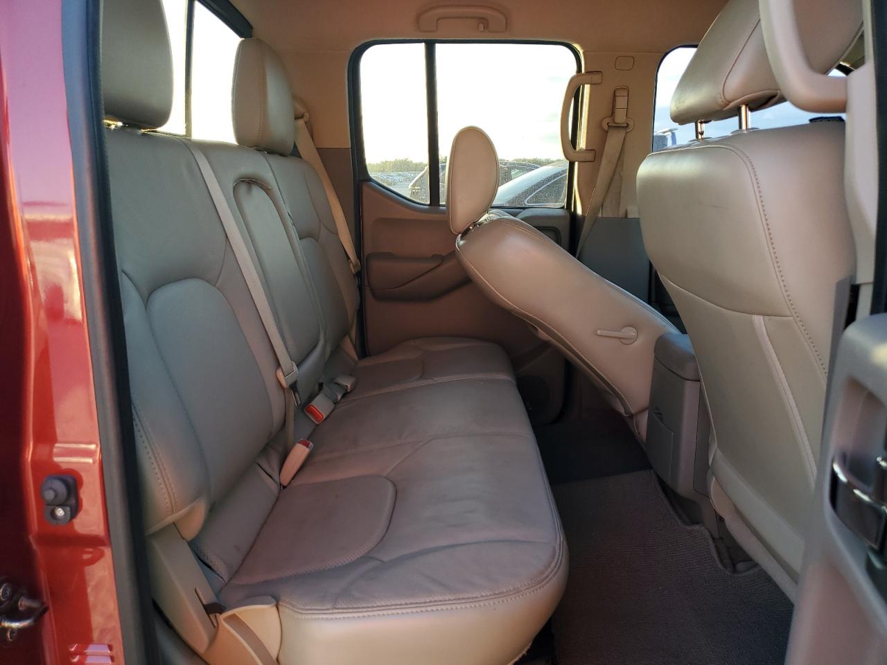 2014 Nissan Navara (Frontier) - Image 10