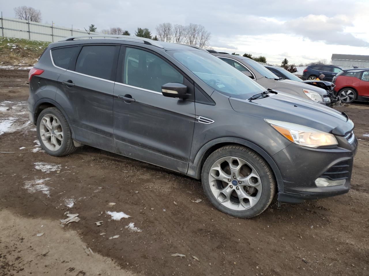 VIN 1FMCU9J94FUC29507 2015 FORD ESCAPE no.4