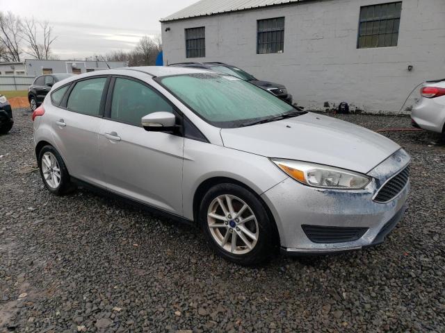  FORD FOCUS 2015 Srebrny