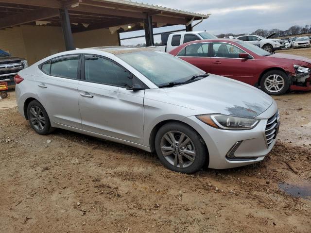  HYUNDAI ELANTRA 2017 Srebrny