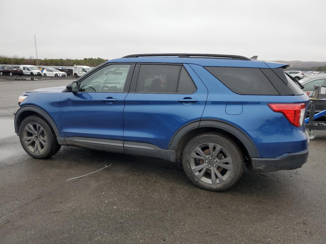 VIN 1FMSK8DH2NGA75360 2022 FORD EXPLORER no.2