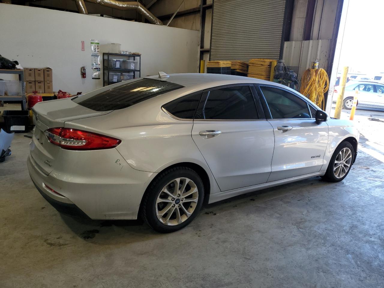 2019 Ford Fusion - Image 3