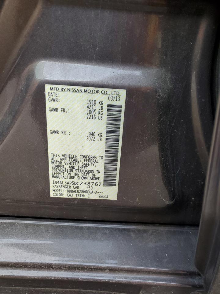 2013 Nissan Altima - Image 12