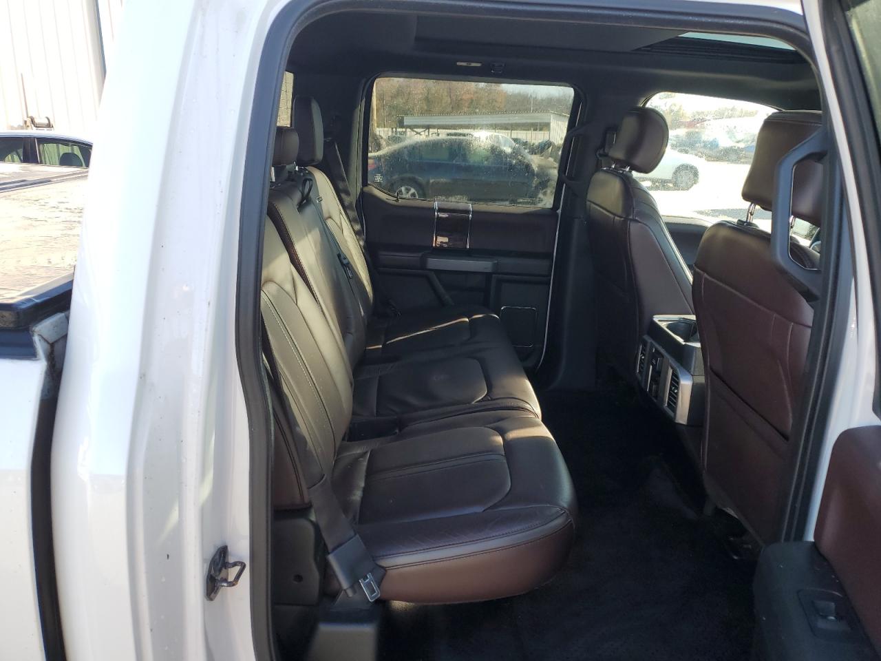 2015 Ford F-150 - Image 10